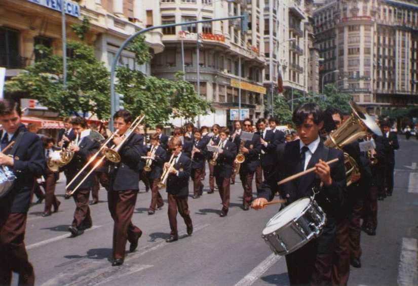 1994_Valencia_3_desfile